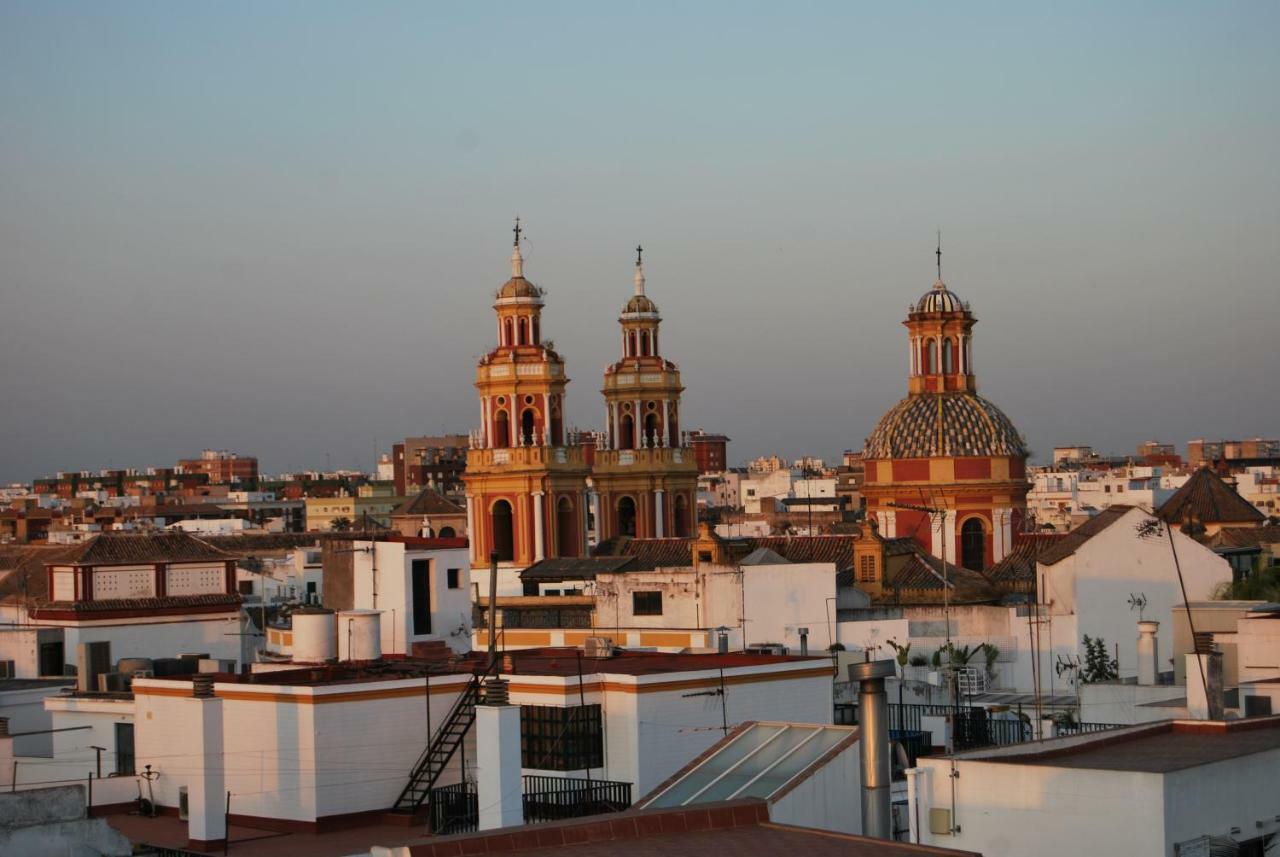 Atico Centrico Con Vistas Apartment Sevilla Bagian luar foto