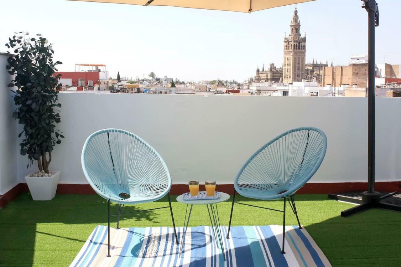 Atico Centrico Con Vistas Apartment Sevilla Bagian luar foto