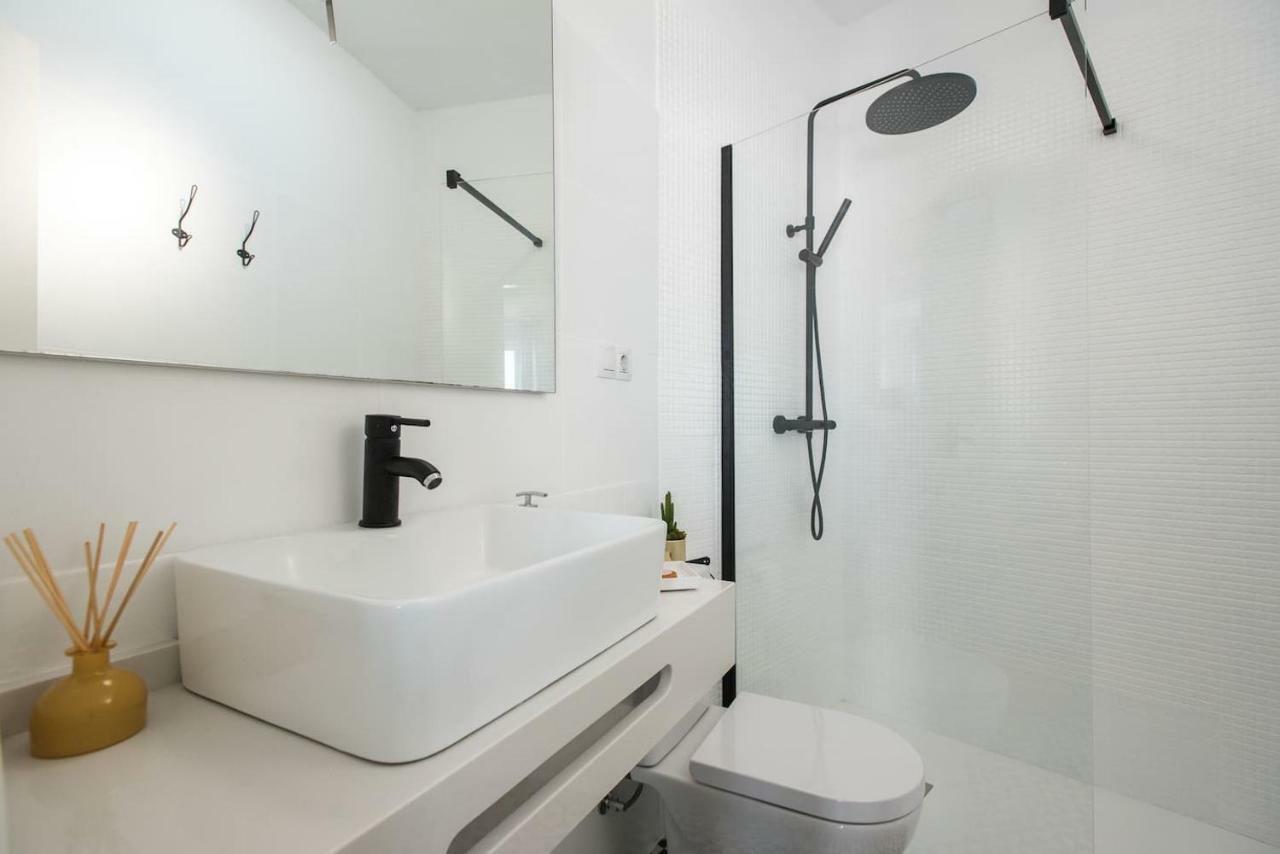 Atico Centrico Con Vistas Apartment Sevilla Bagian luar foto